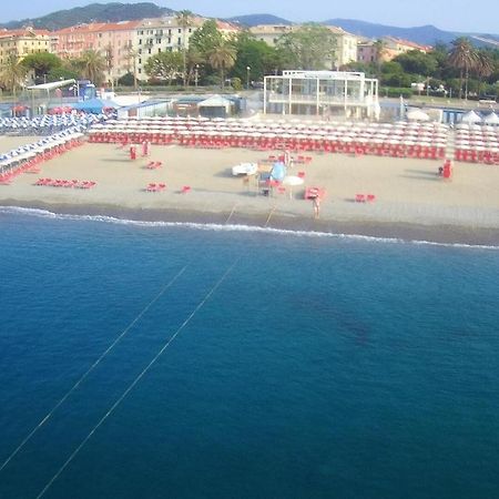Savona Magnifico Sole Mare 150 M Wifi Climatcontrol Exterior photo